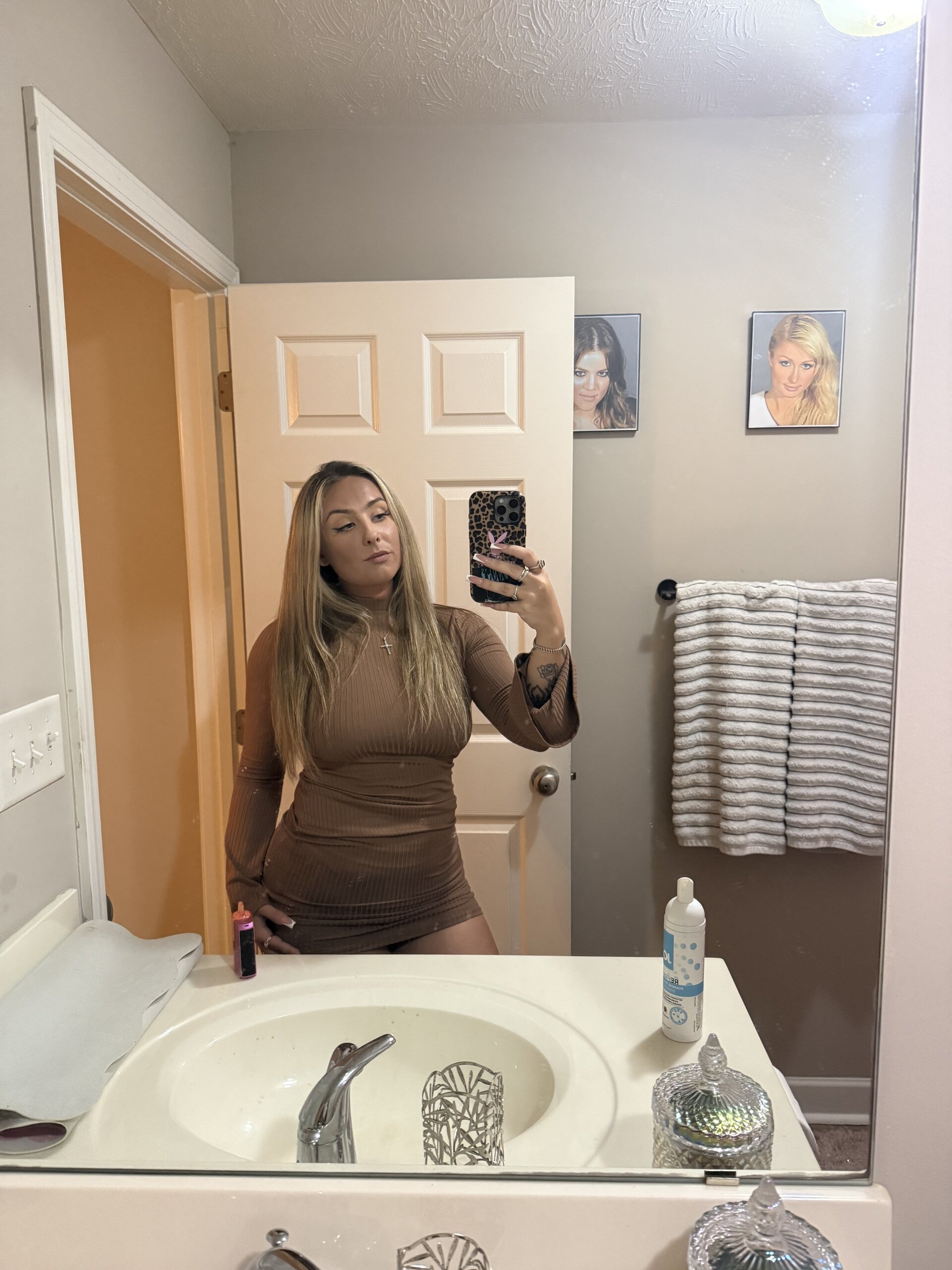 XXX Porn Photo of Nude bratfigure 3