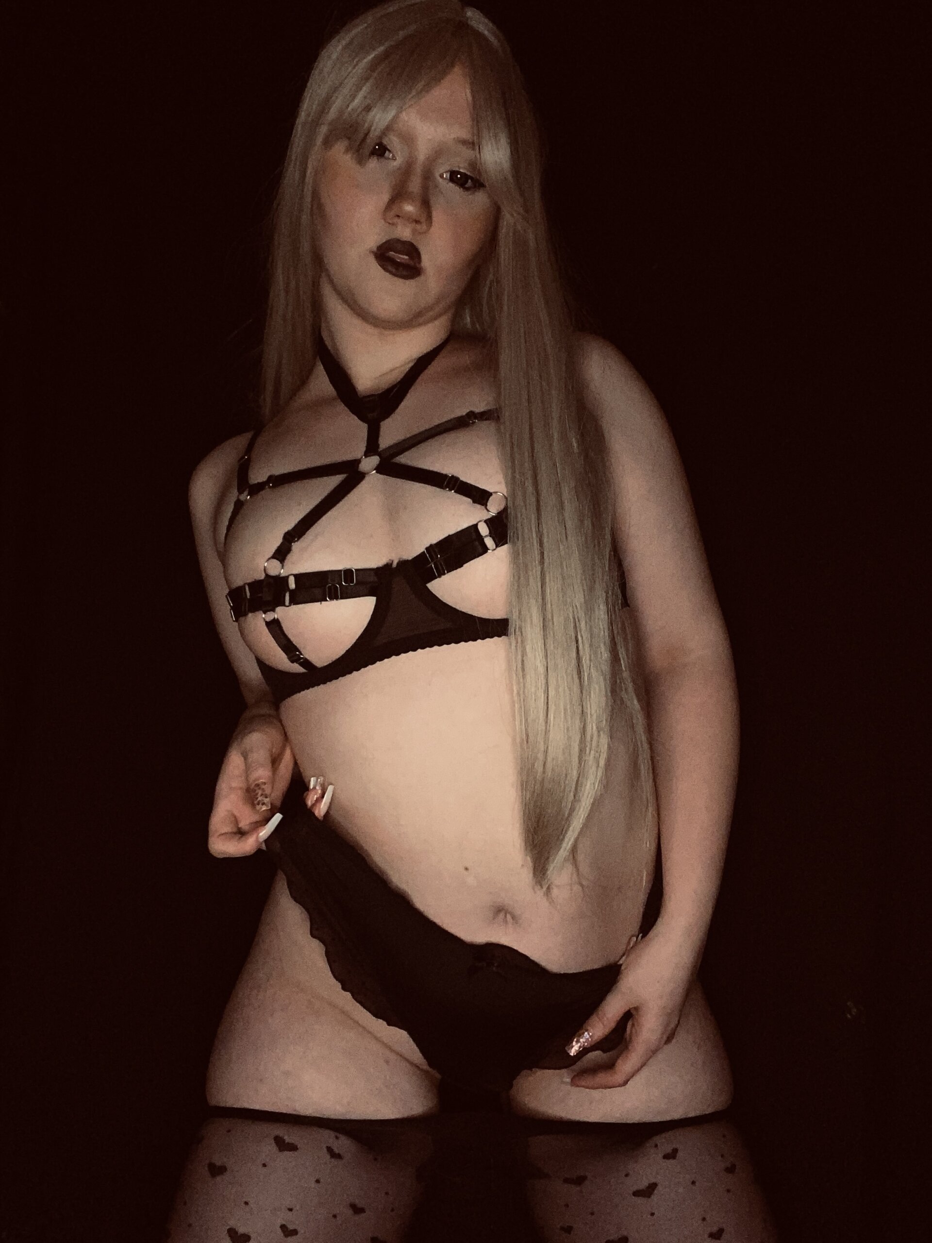 XXX Porn Photo of Nude Scarlett_Shadow 1