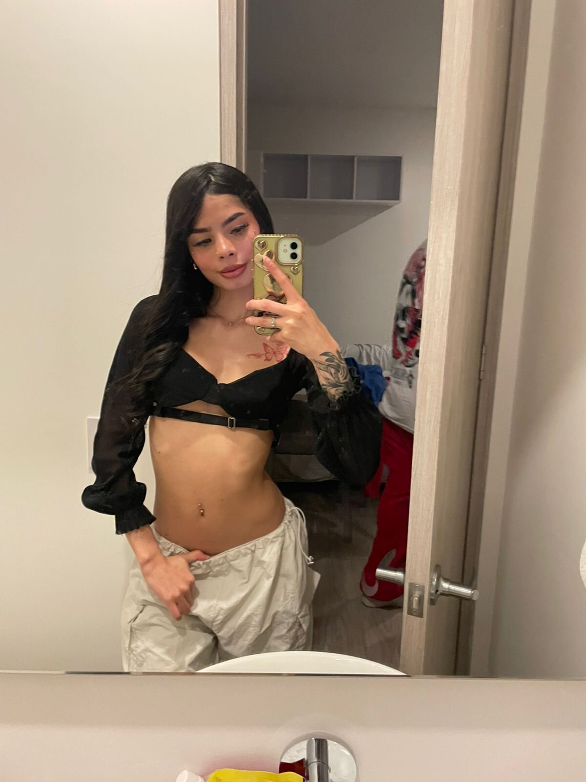 XXX Porn Photo of Nude GuggaHell 7