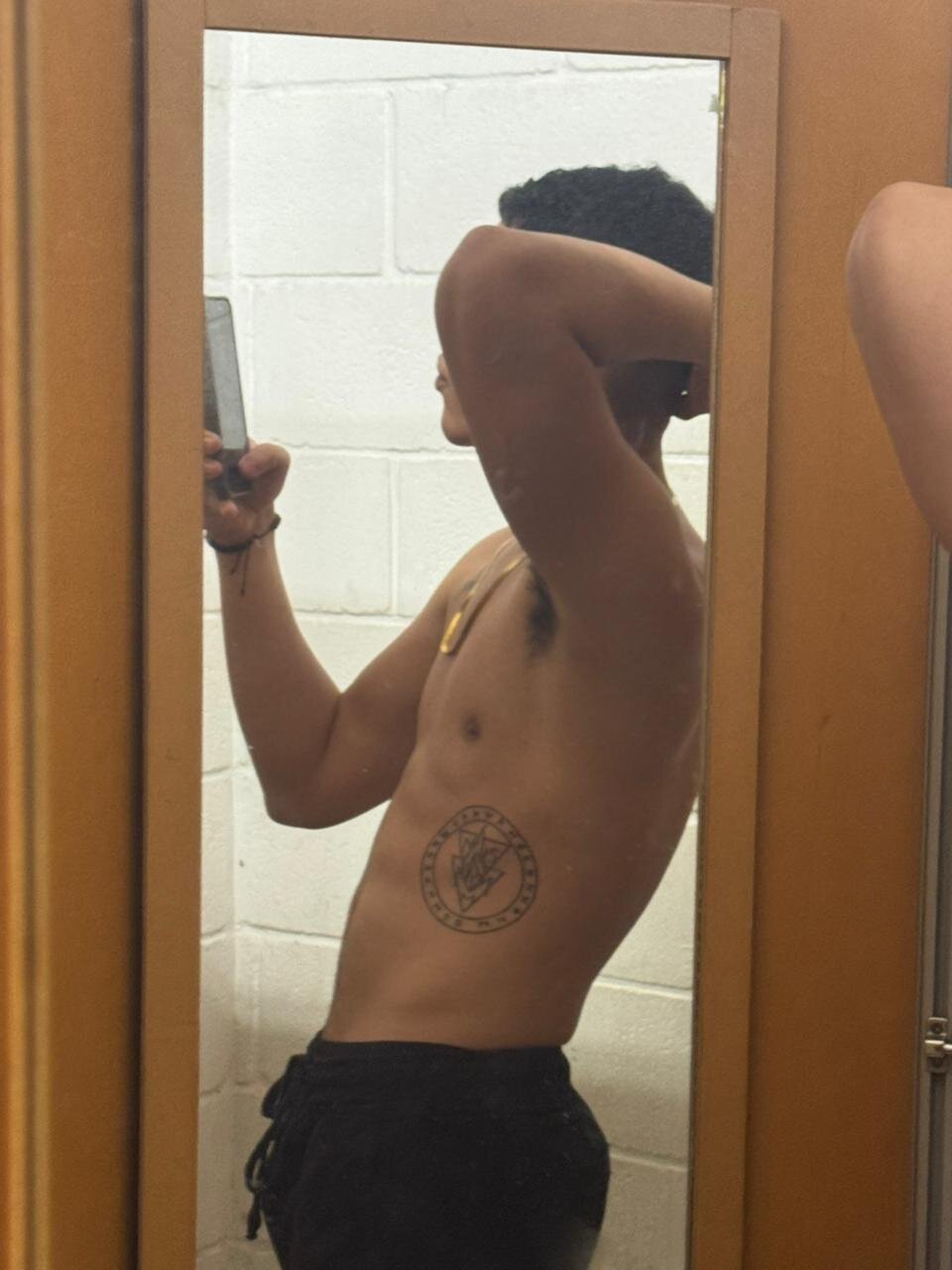 XXX Porn Photo of Nude David_Infern0 2