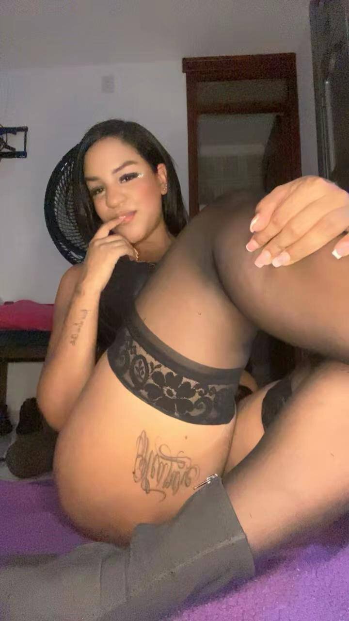 XXX Porn Photo of Nude angie_roxxa 3