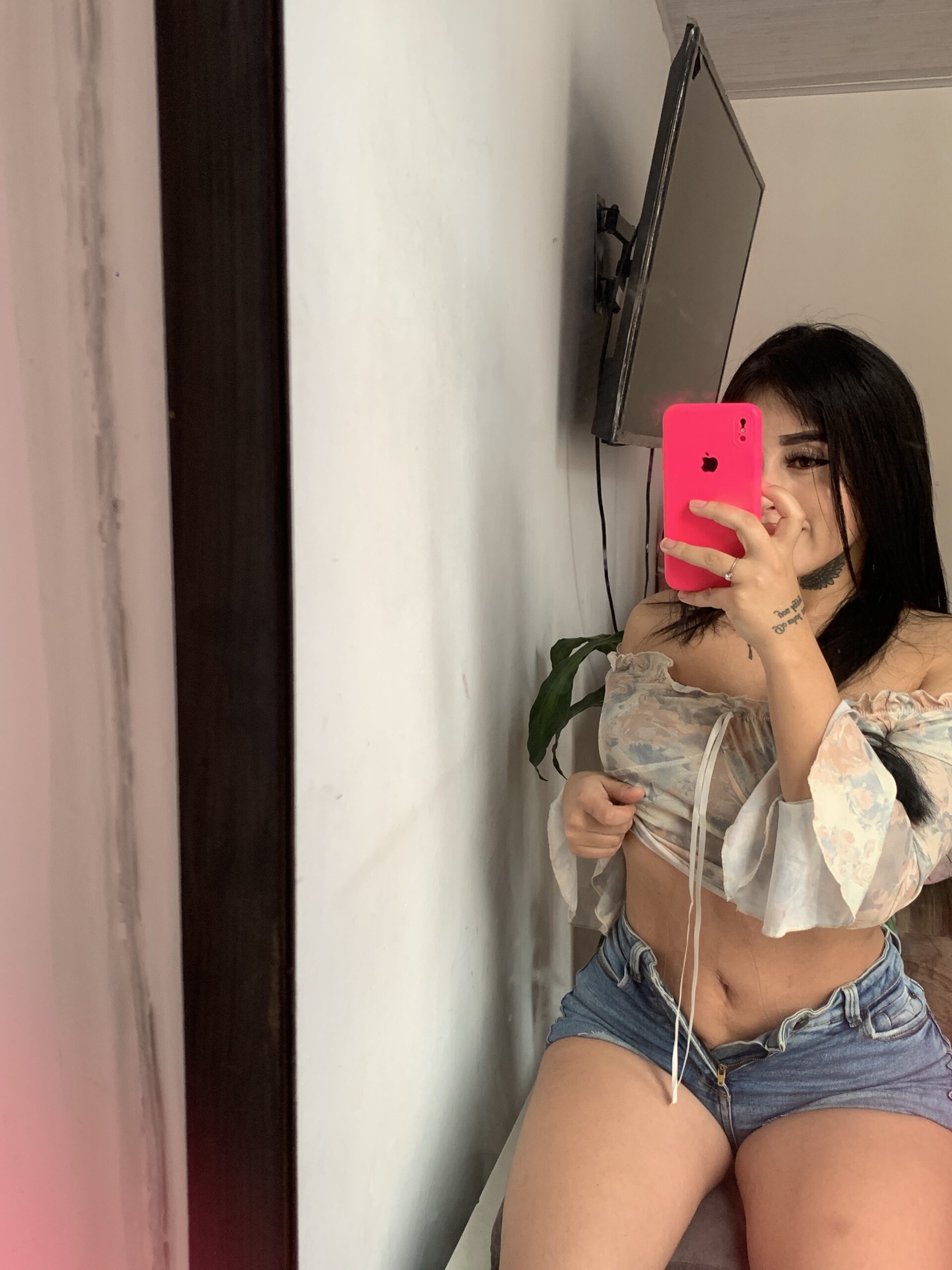 XXX Porn Photo of Nude Girl_milk7 26