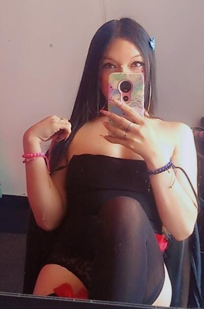 XXX Porn Photo of Nude montthbluee 60