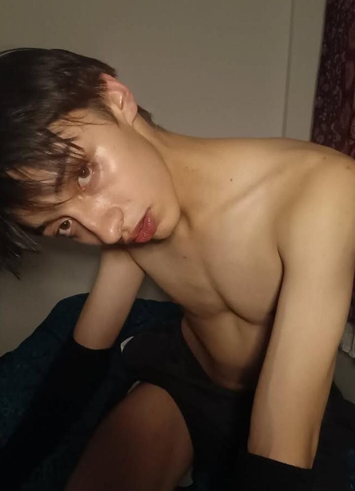 XXX Porn Photo of Nude Juli_Roos_ 7