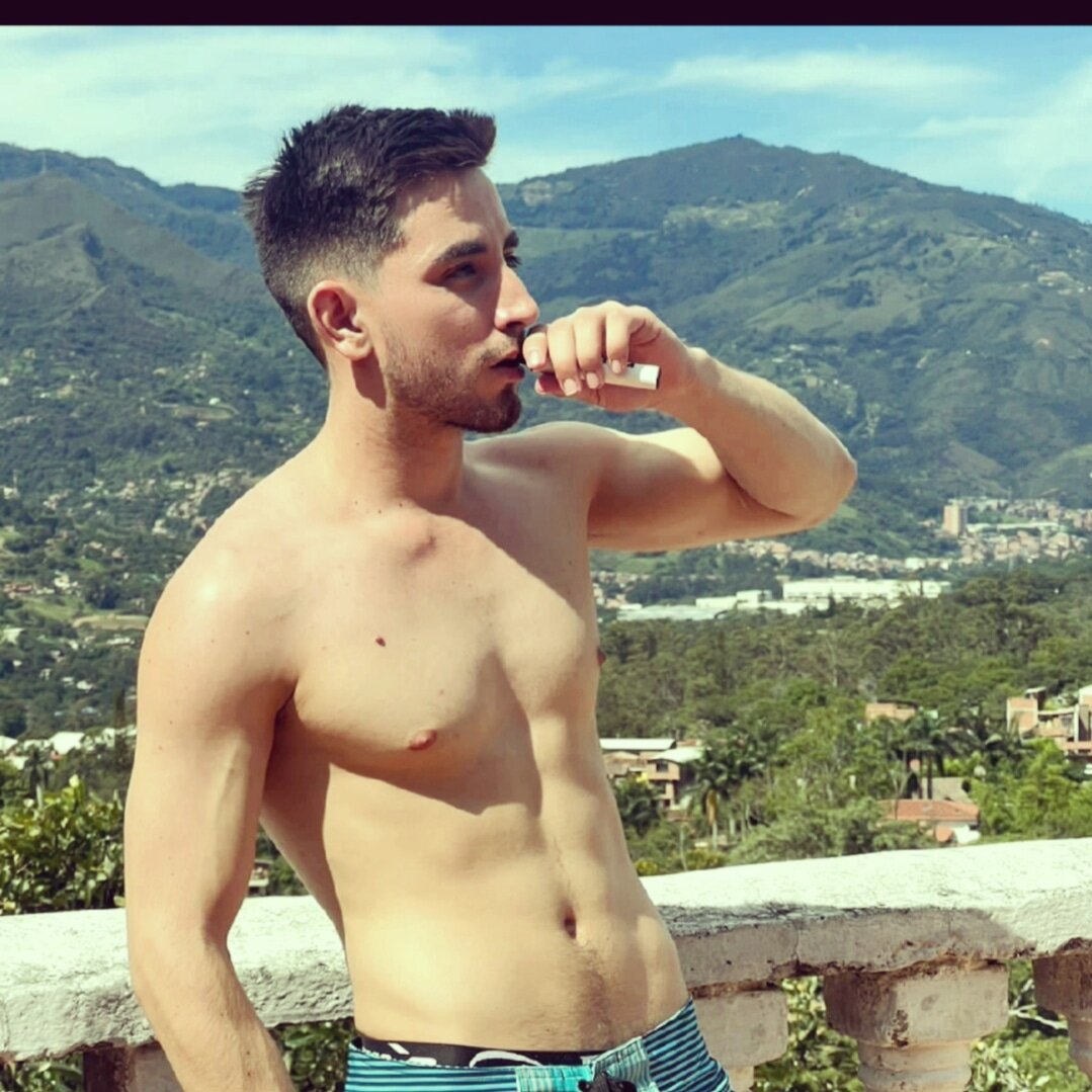 XXX Porn Photo of Nude ander_xoxo 5