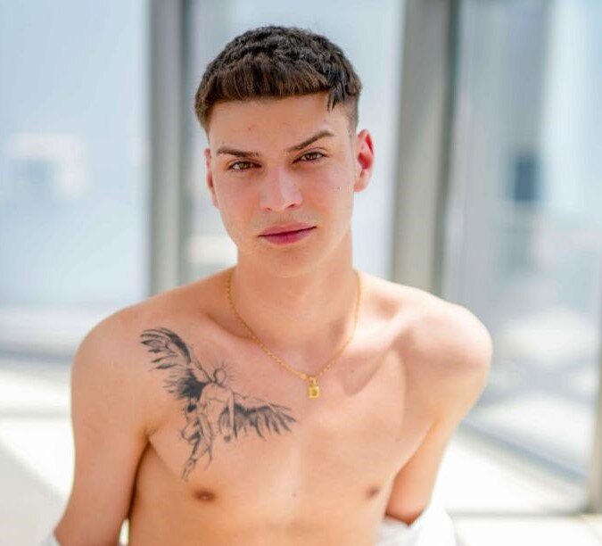 XXX Porn Photo of Nude YoungD2003 3