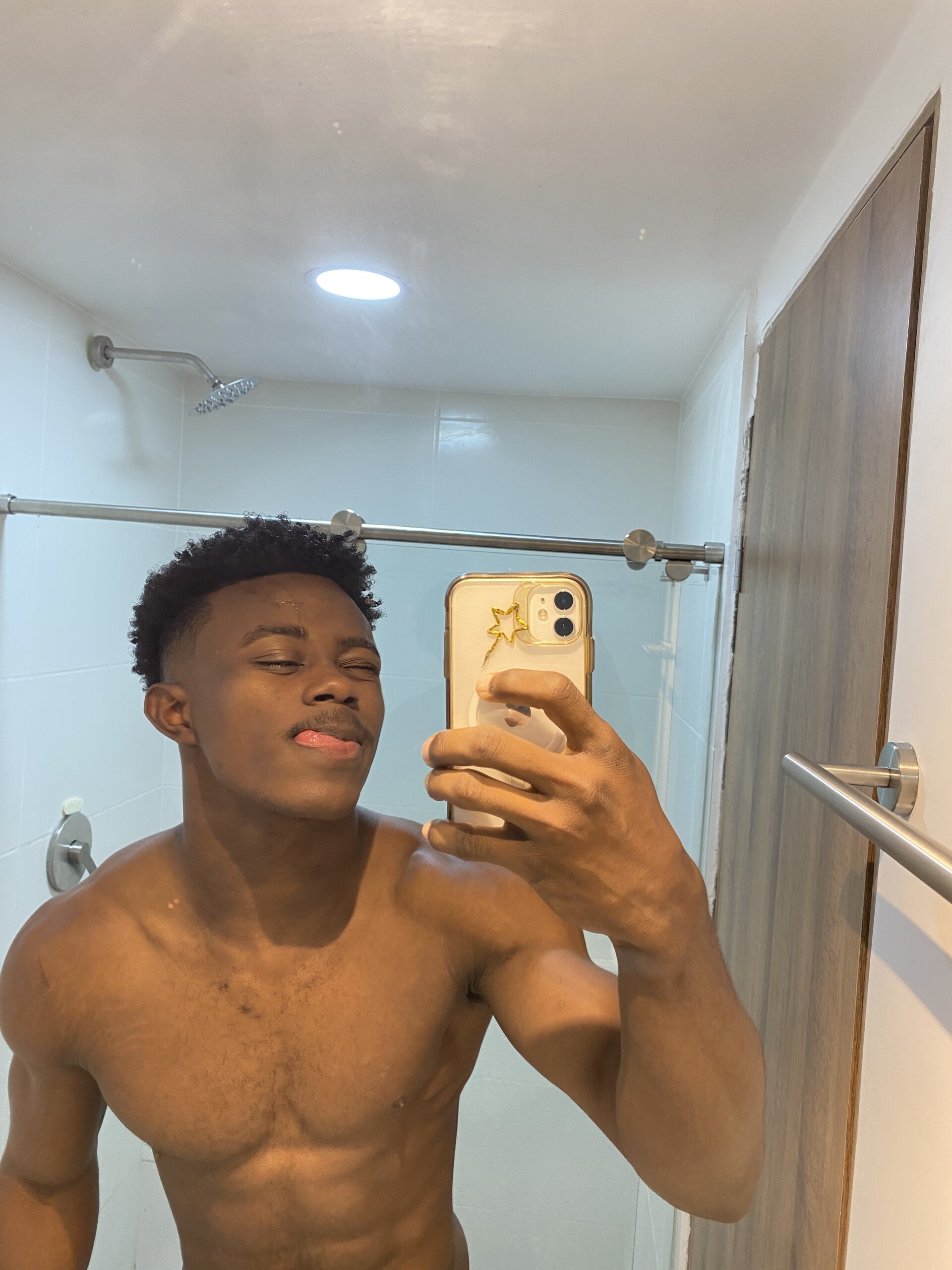 XXX Porn Photo of Nude andres_007 1