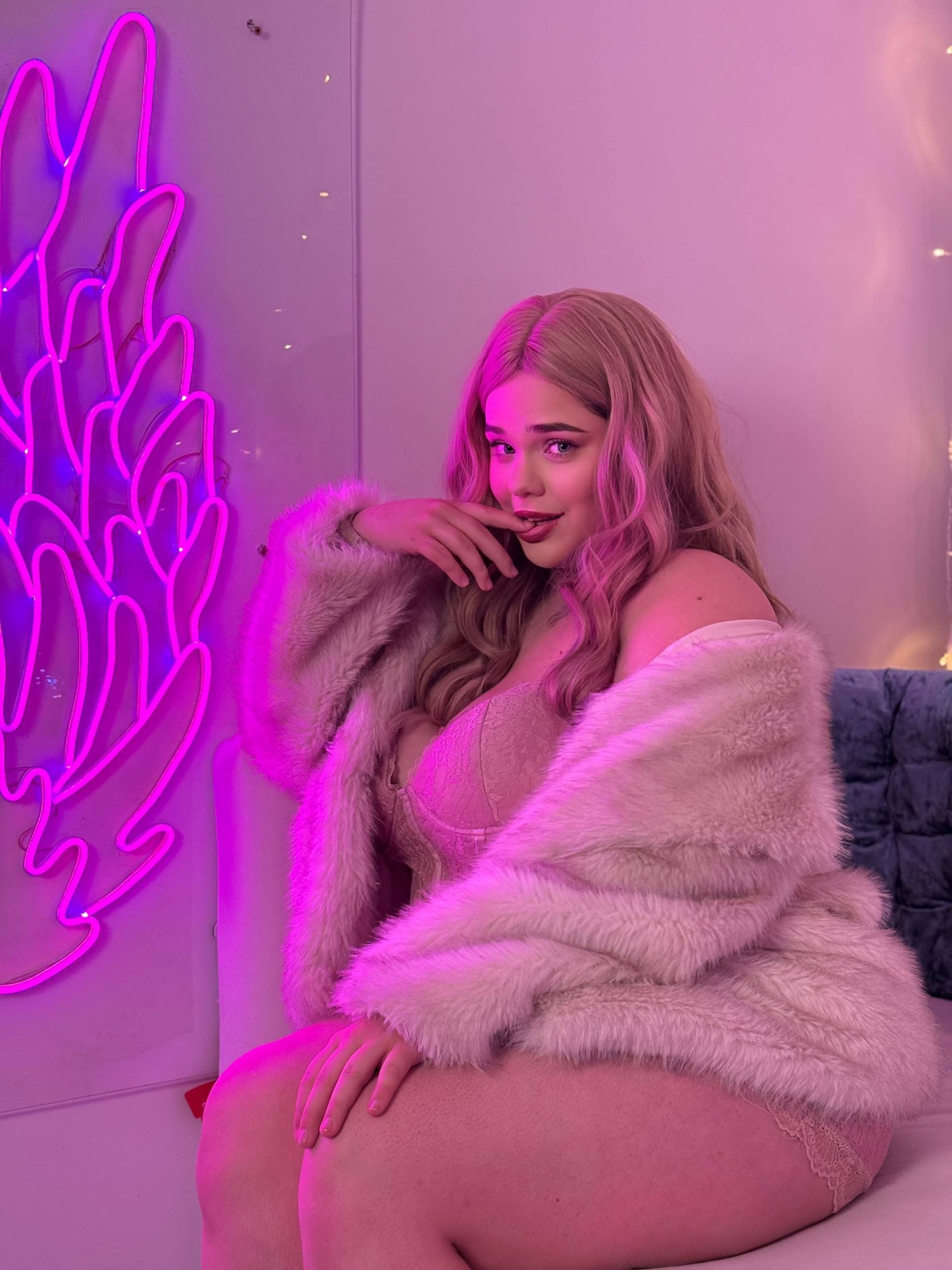 XXX Porn Photo of Nude Elegant_Eliss 11