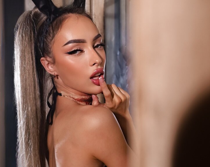 XXX Porn Photo of Nude ItsMillie 84