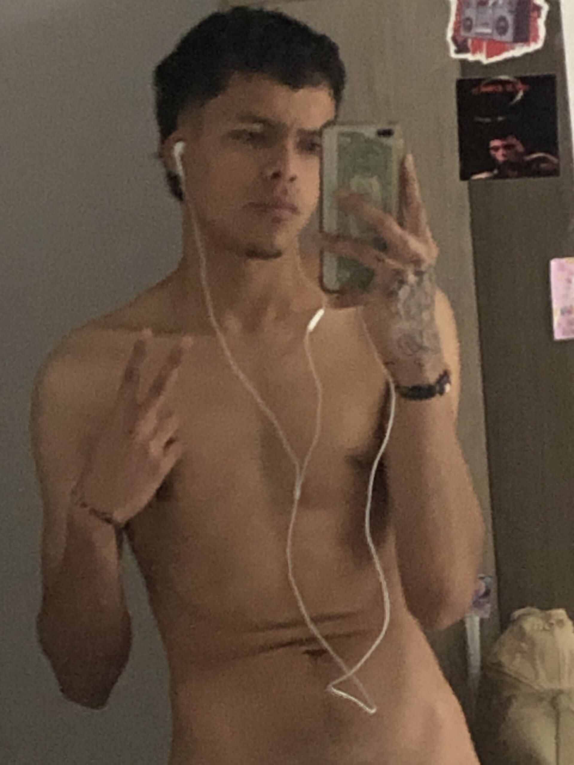 XXX Porn Photo of Nude Andres0_o 19