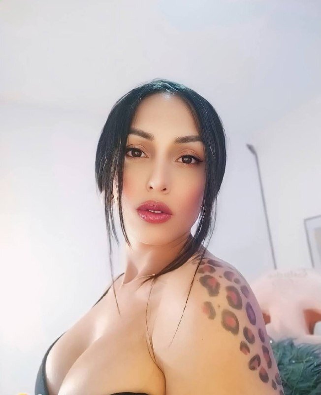 XXX Porn Photo of Nude Gia_love_ 5