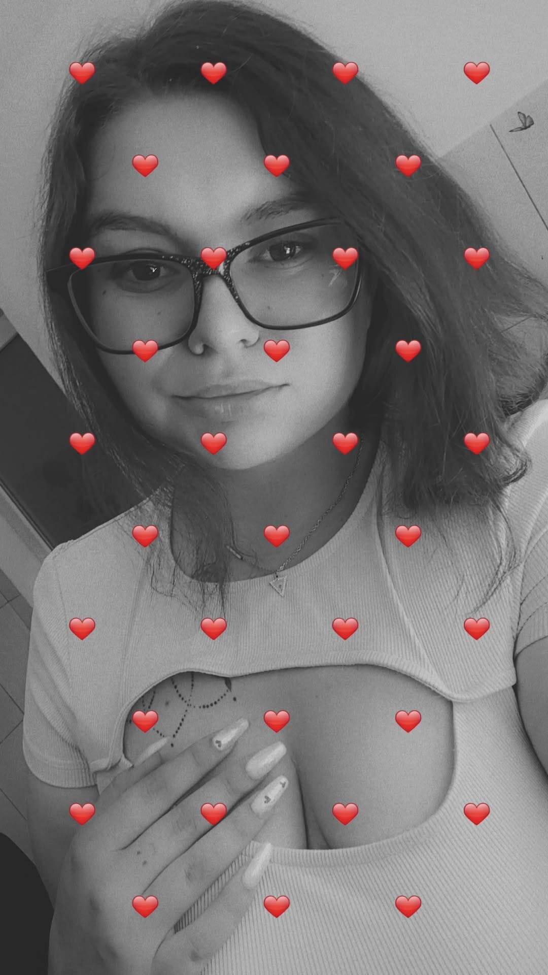 XXX Porn Photo of Nude OliviaMile 4