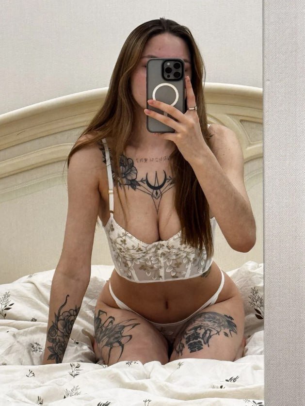 XXX Porn Photo of Nude Marrry_me 8