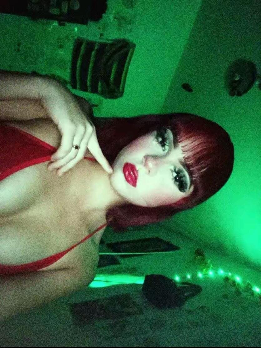 XXX Porn Photo of Nude megann_red_ 8
