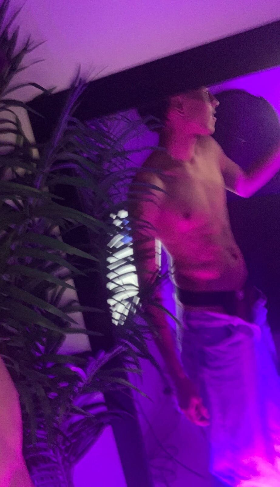 XXX Porn Photo of Nude wes_gibbings 7