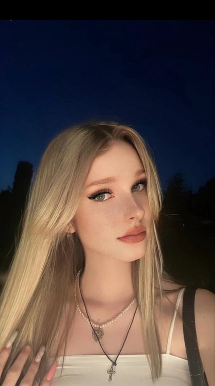XXX Porn Photo of Nude MollyDollz 3