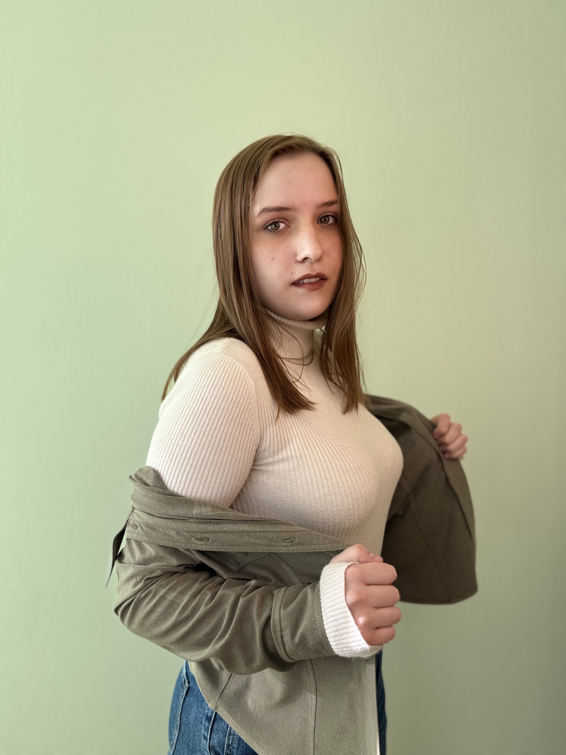 XXX Porn Photo of Nude AraSuits 2