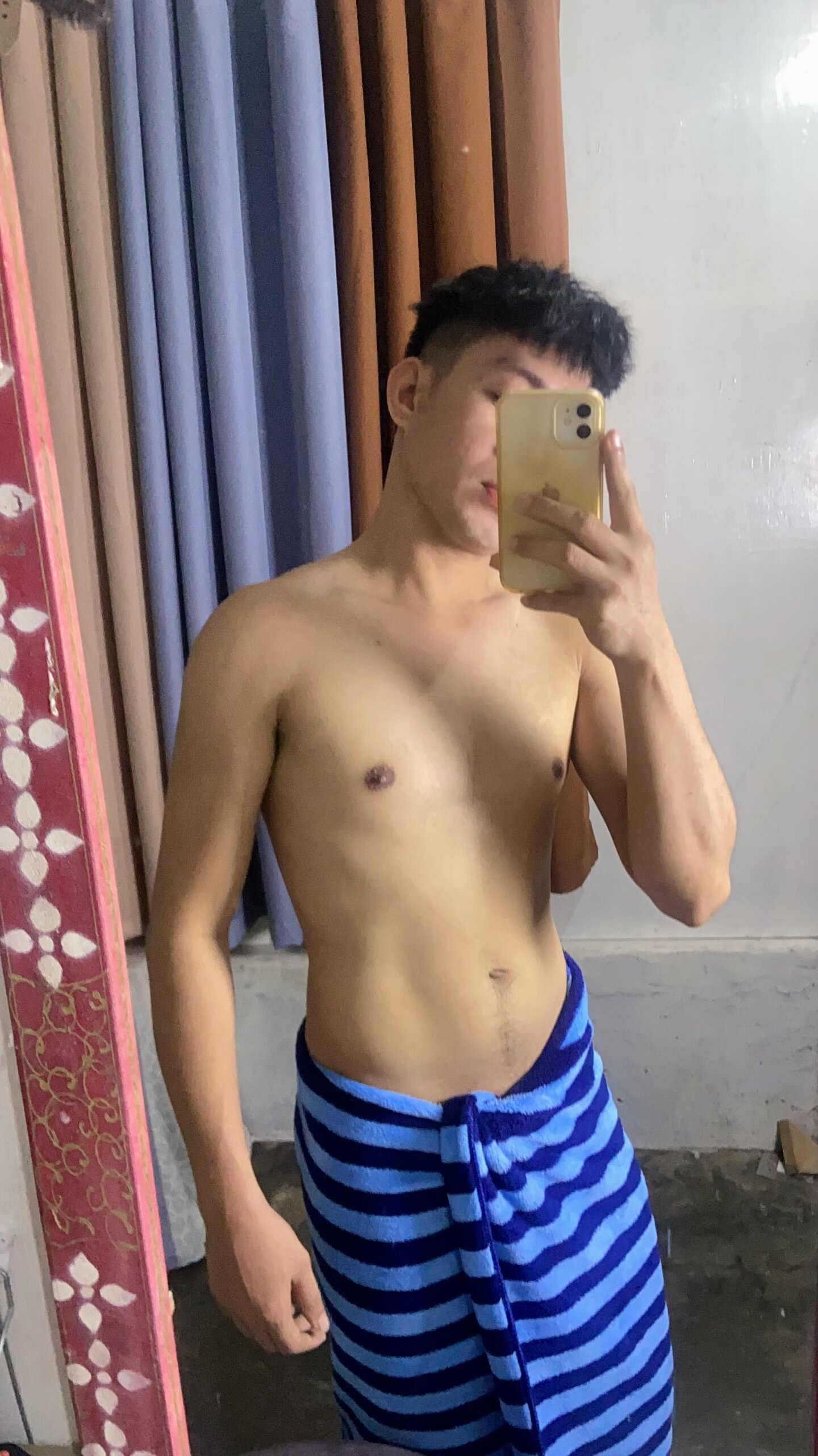 XXX Porn Photo of Nude xshyboyx 8