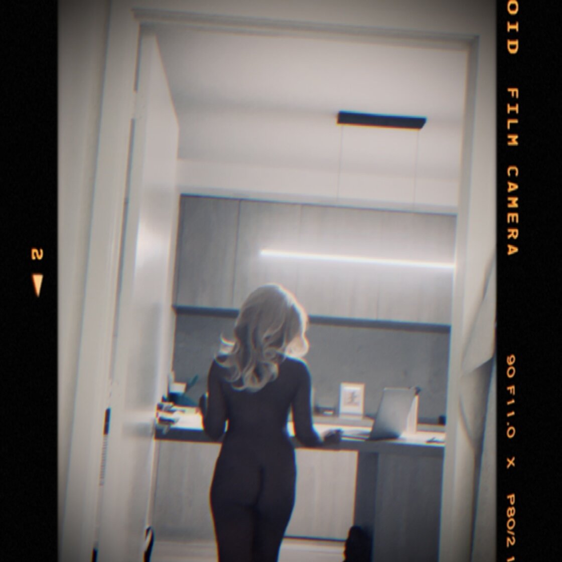 XXX Porn Photo of Nude tia___fox 1
