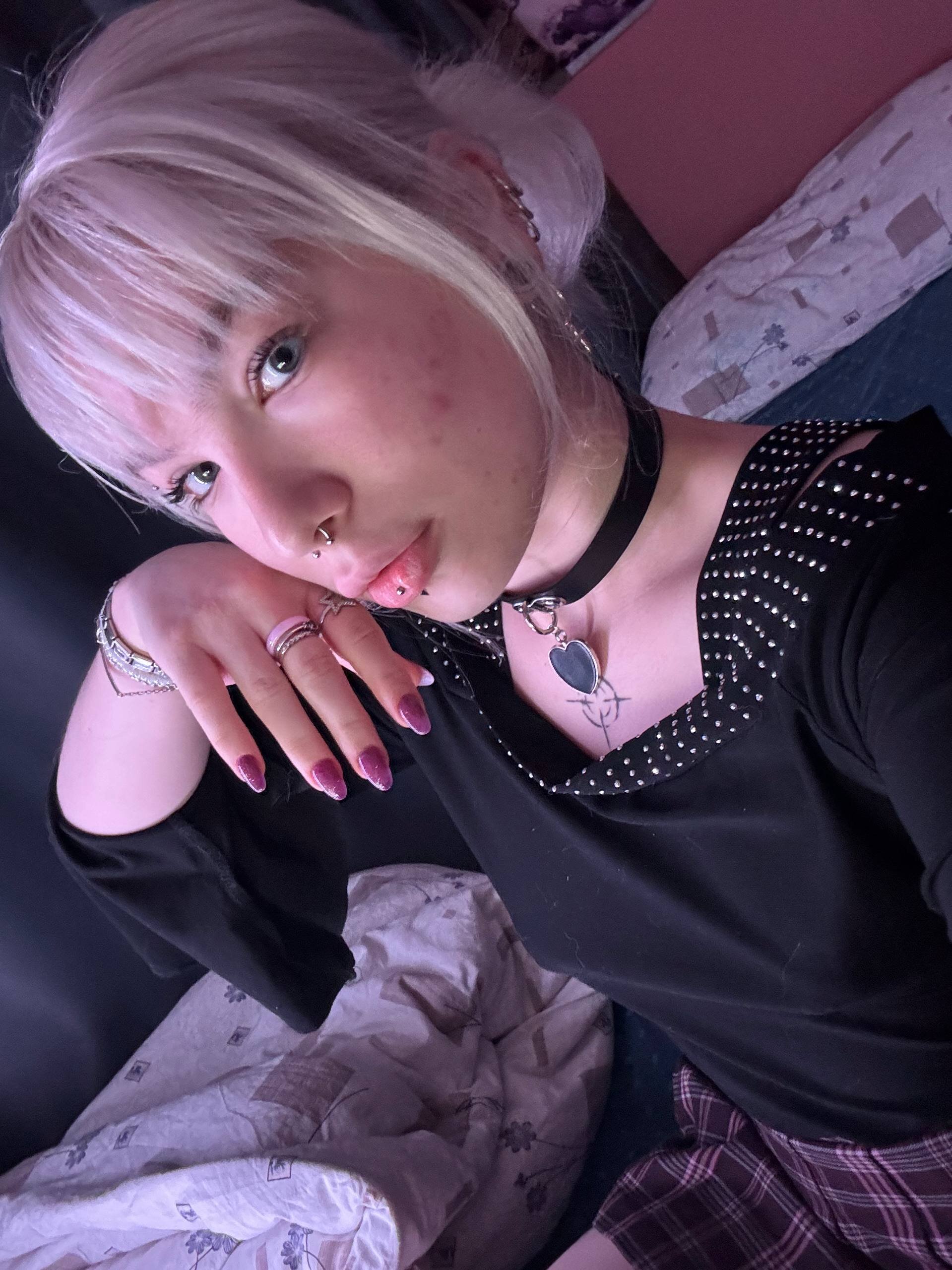 XXX Porn Photo of Nude LolaDollyMur 1