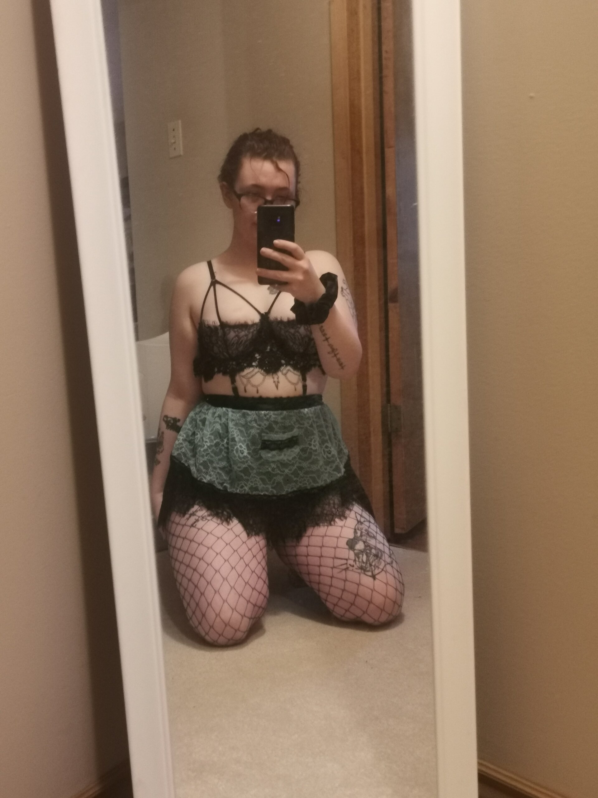 XXX Porn Photo of Nude VelvetVixenXOX 2