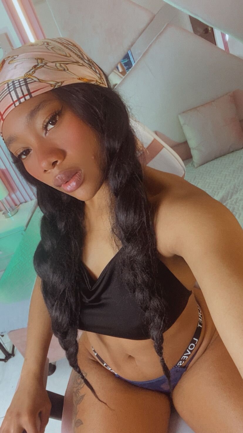 XXX Porn Photo of Nude Charlotte_ebony_ 7