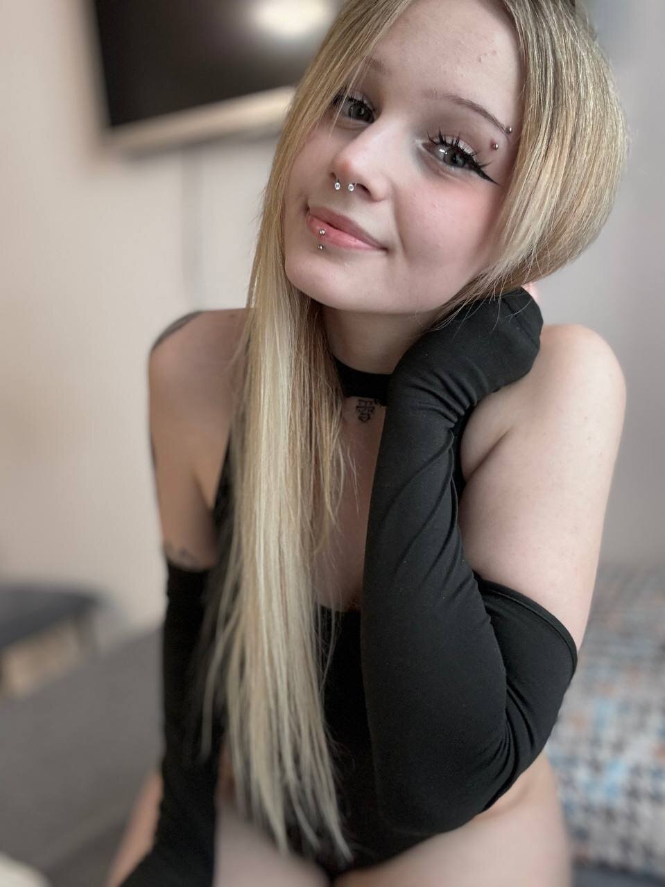 XXX Porn Photo of Nude softlyblessed 7