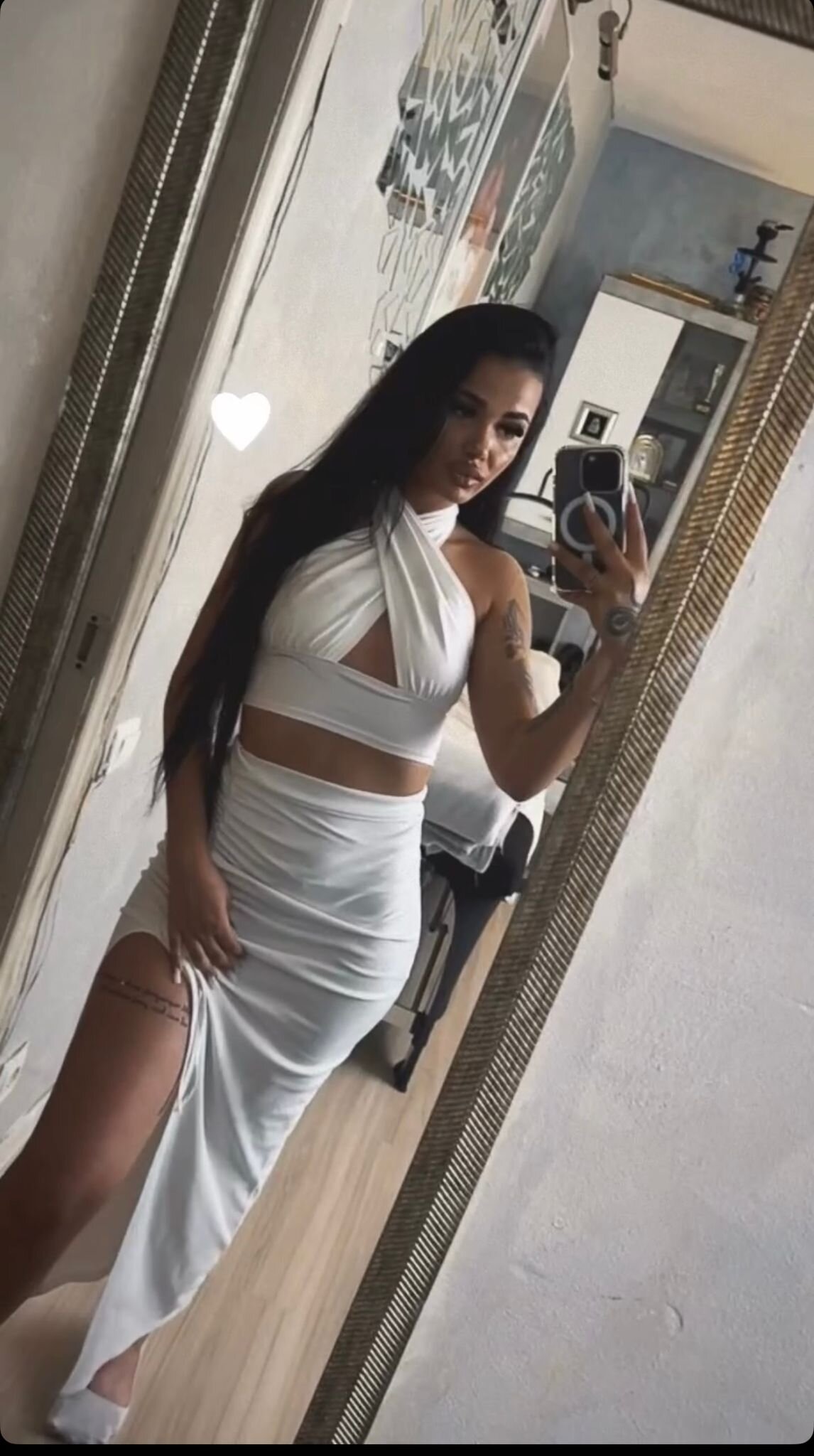 XXX Porn Photo of Nude MayaMadison 6
