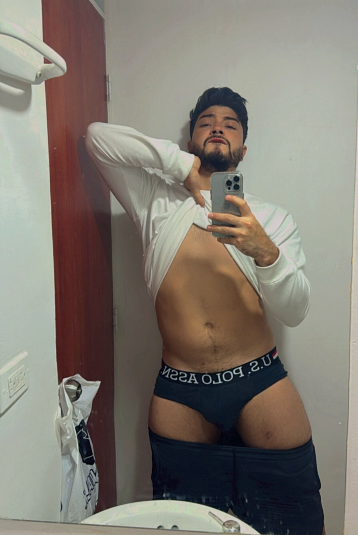 XXX Porn Photo of Nude _tony8 9