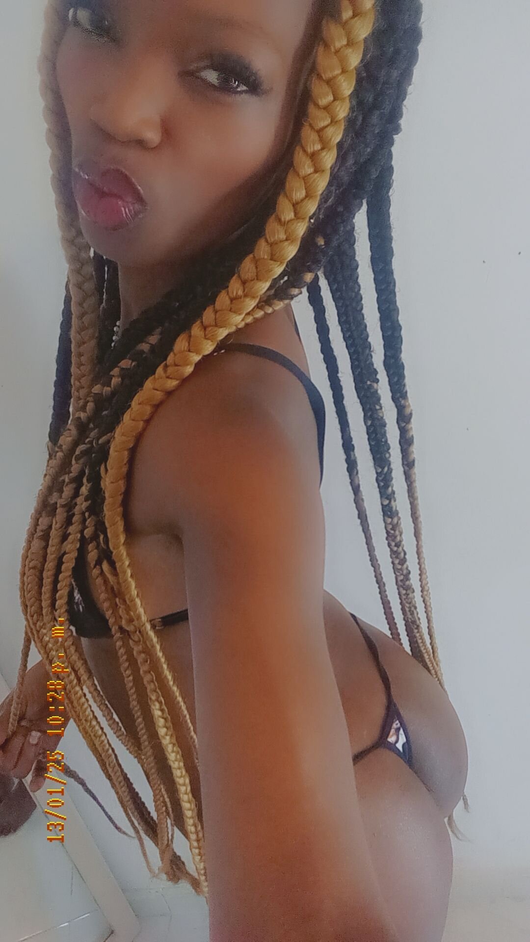 XXX Porn Photo of Nude Lesly_warrio 7