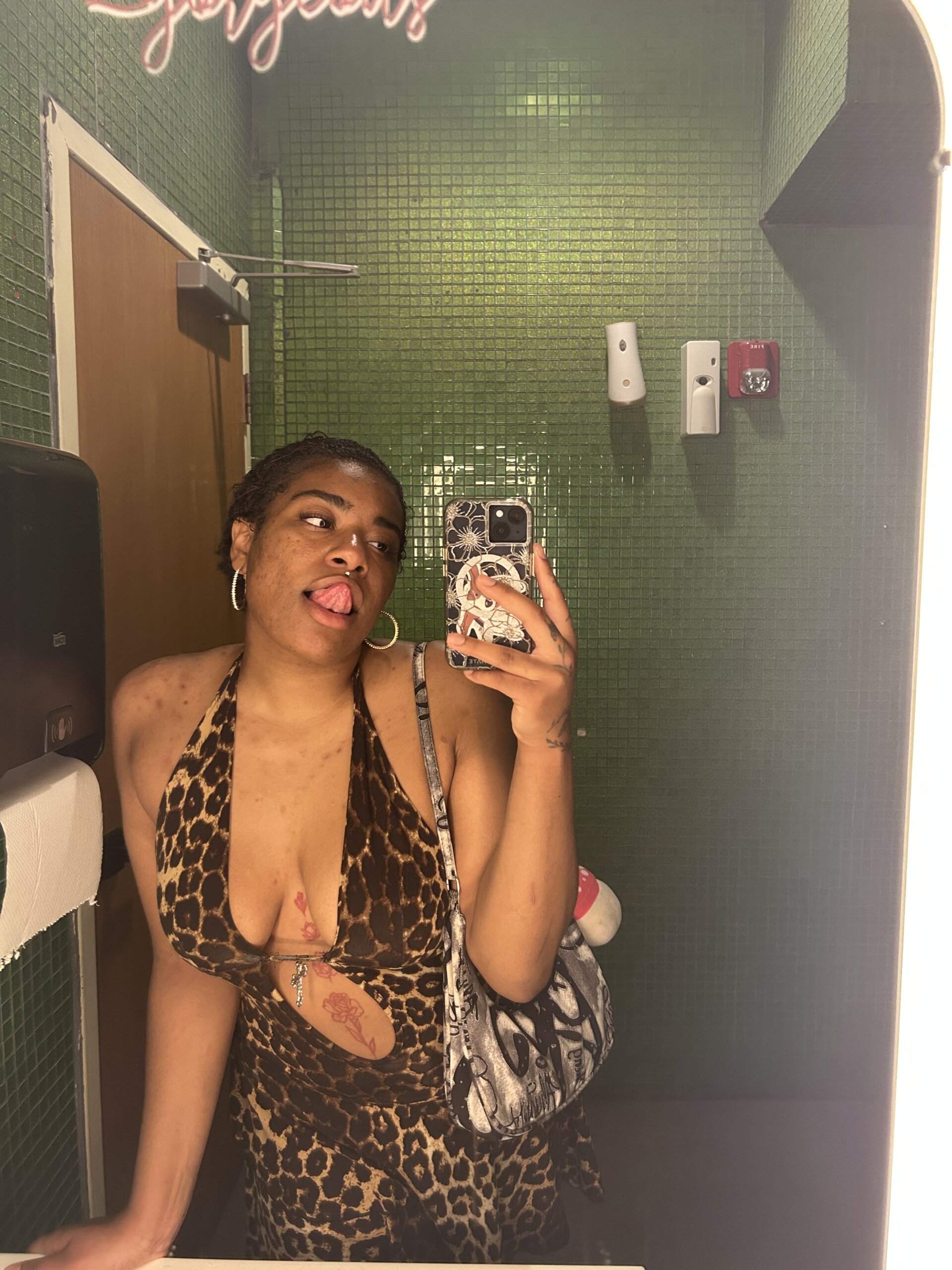 XXX Porn Photo of Nude Tu_GataLinda 3
