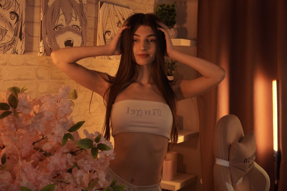 XXX Porn Photo of Nude LilyShine_ 1