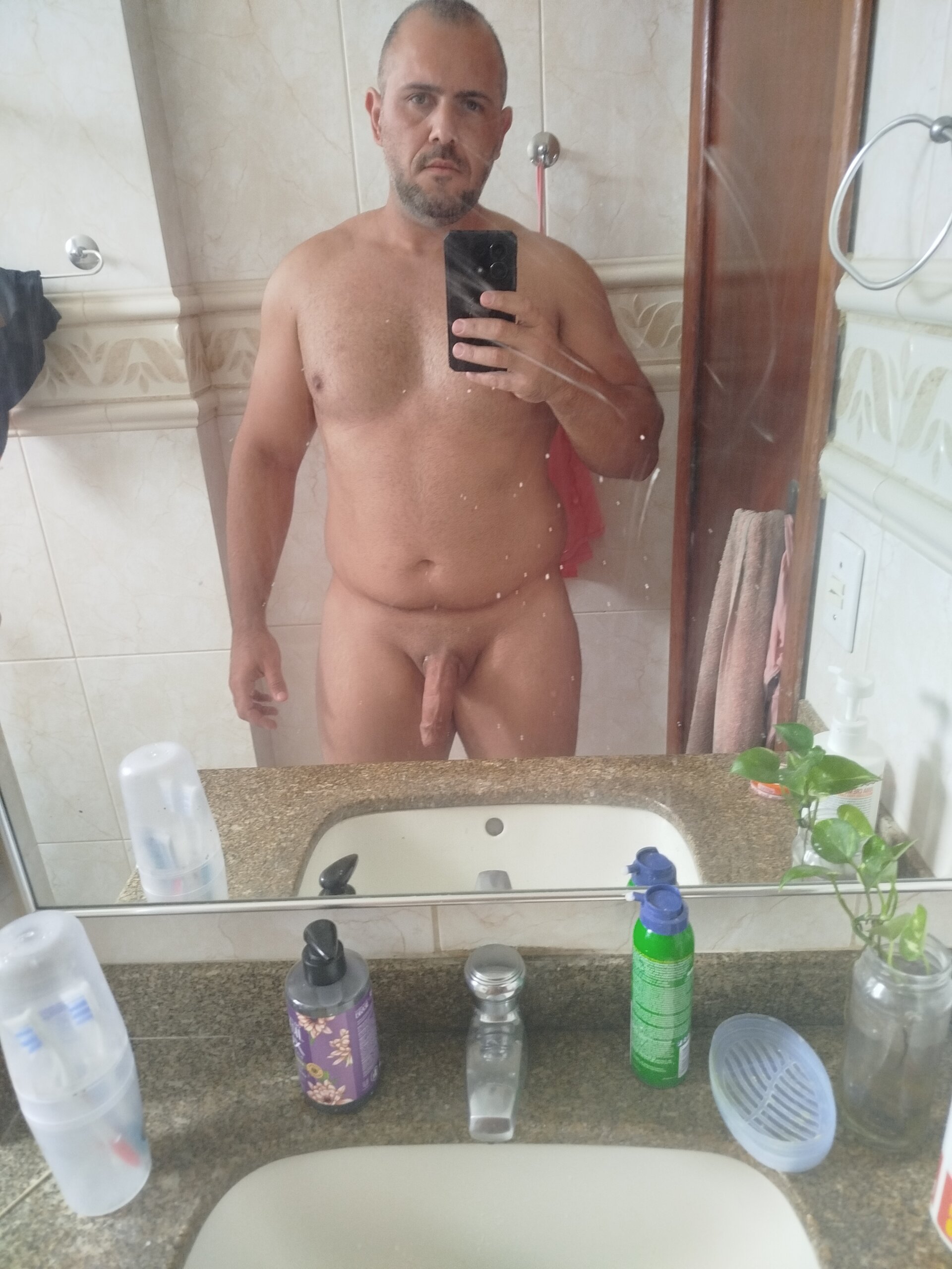XXX Porn Photo of Nude Cariocafudedor 3