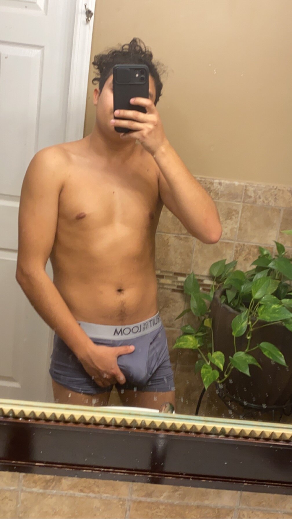 XXX Porn Photo of Nude JosueLiam 2