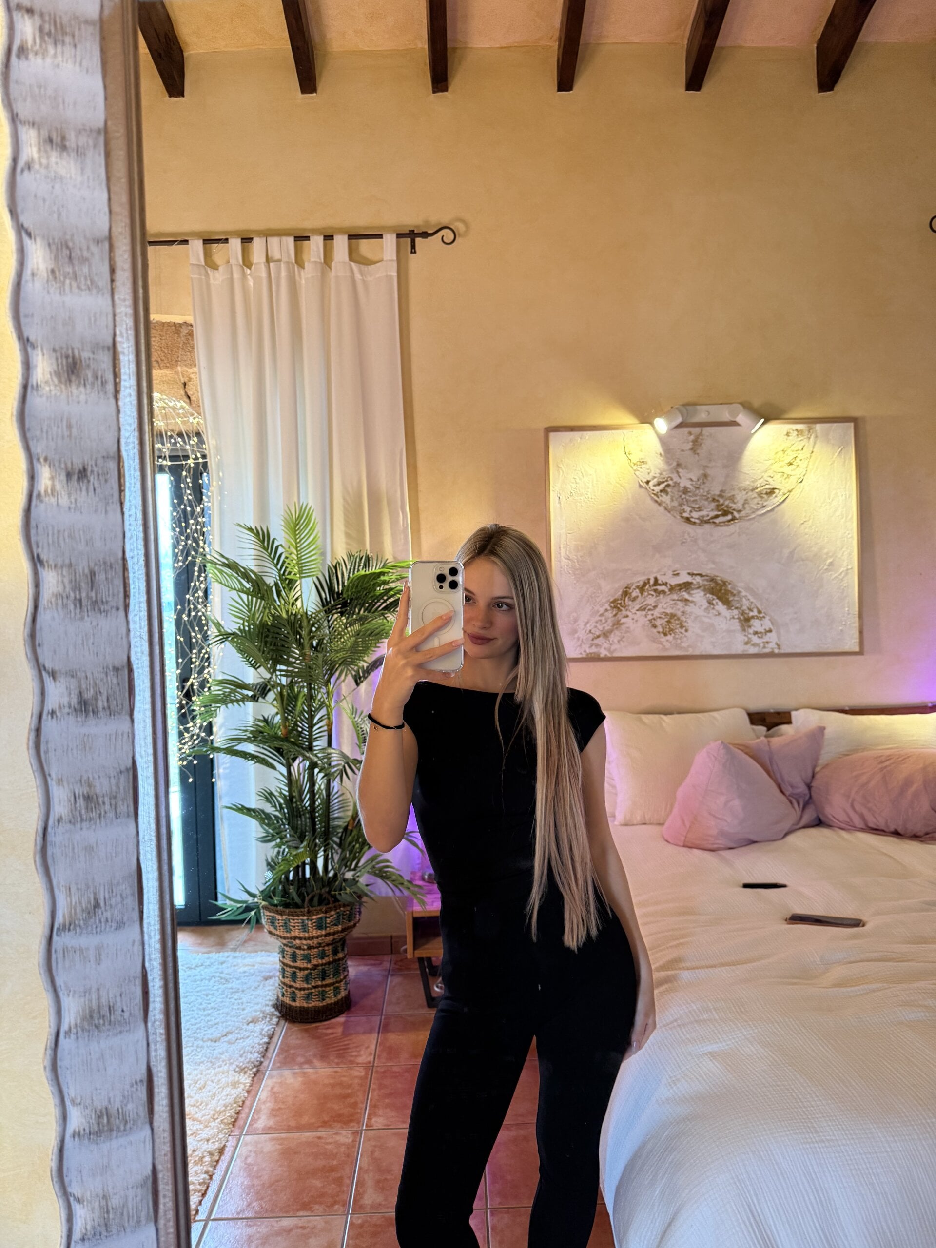 XXX Porn Photo of Nude Ellakalinin00 2
