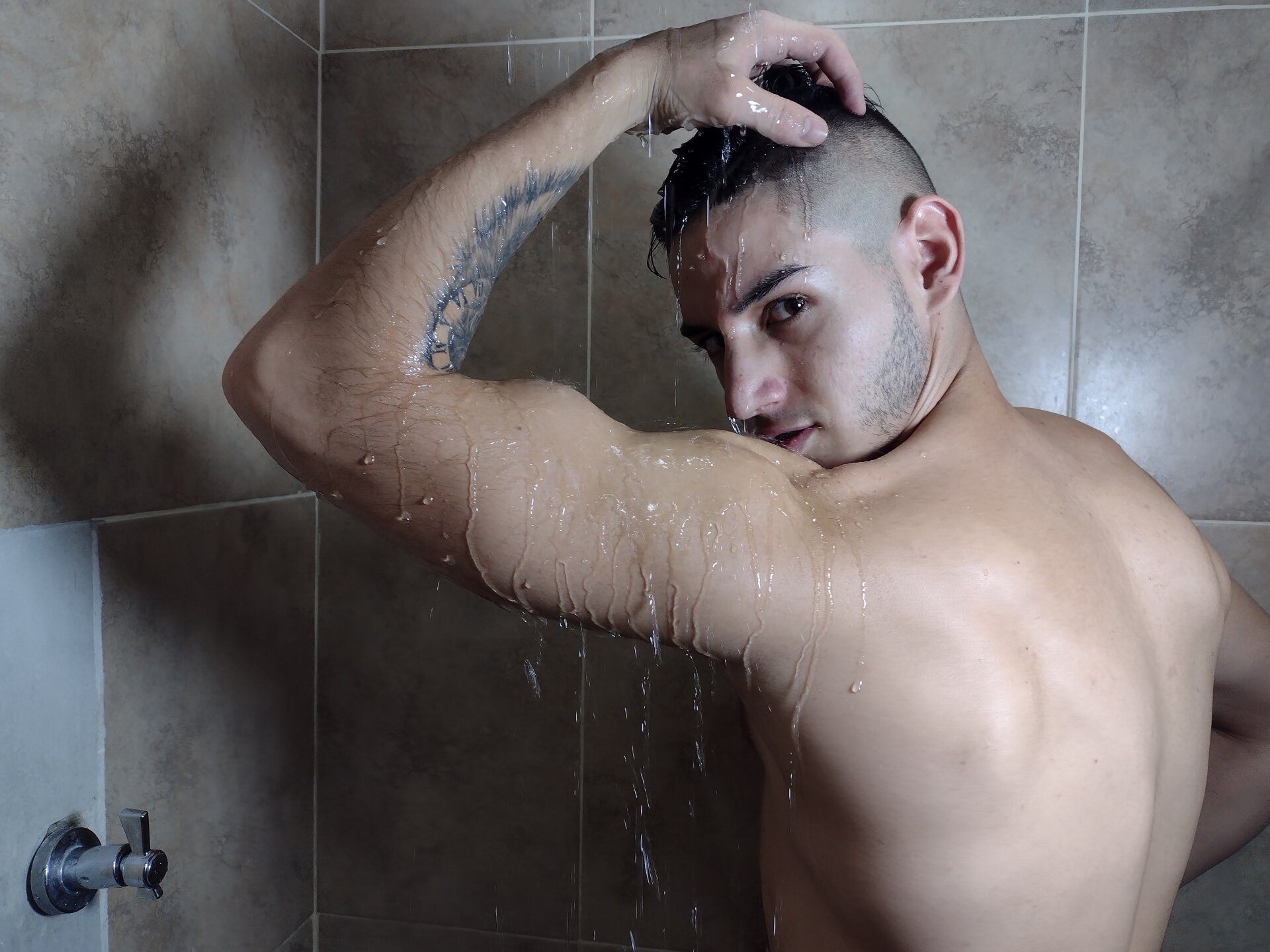 XXX Porn Photo of Nude jonathanjeremiah 3