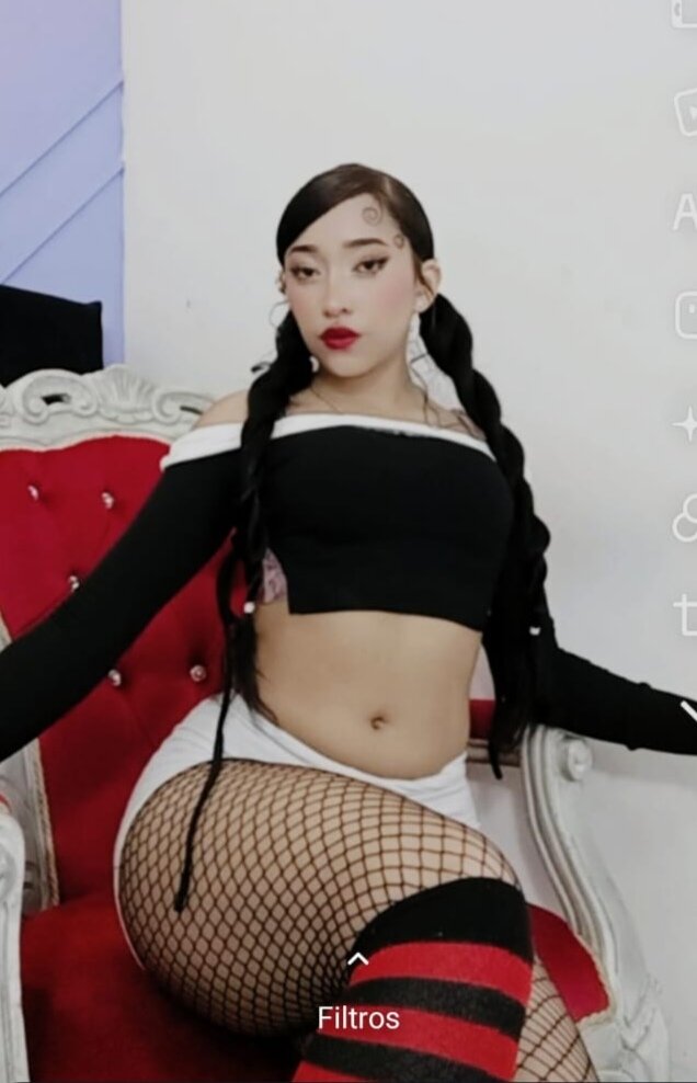 XXX Porn Photo of Nude Sweett_Vanessa_ 11