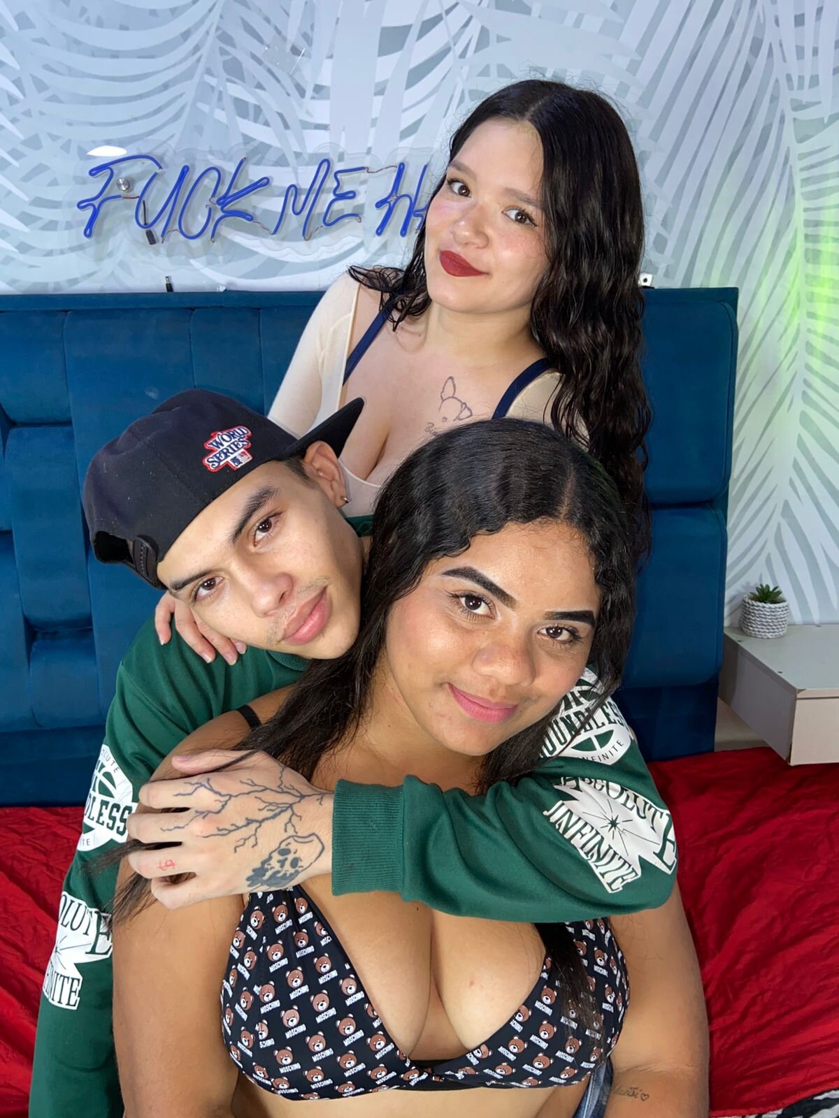 XXX Porn Photo of Nude tripletemptation 2