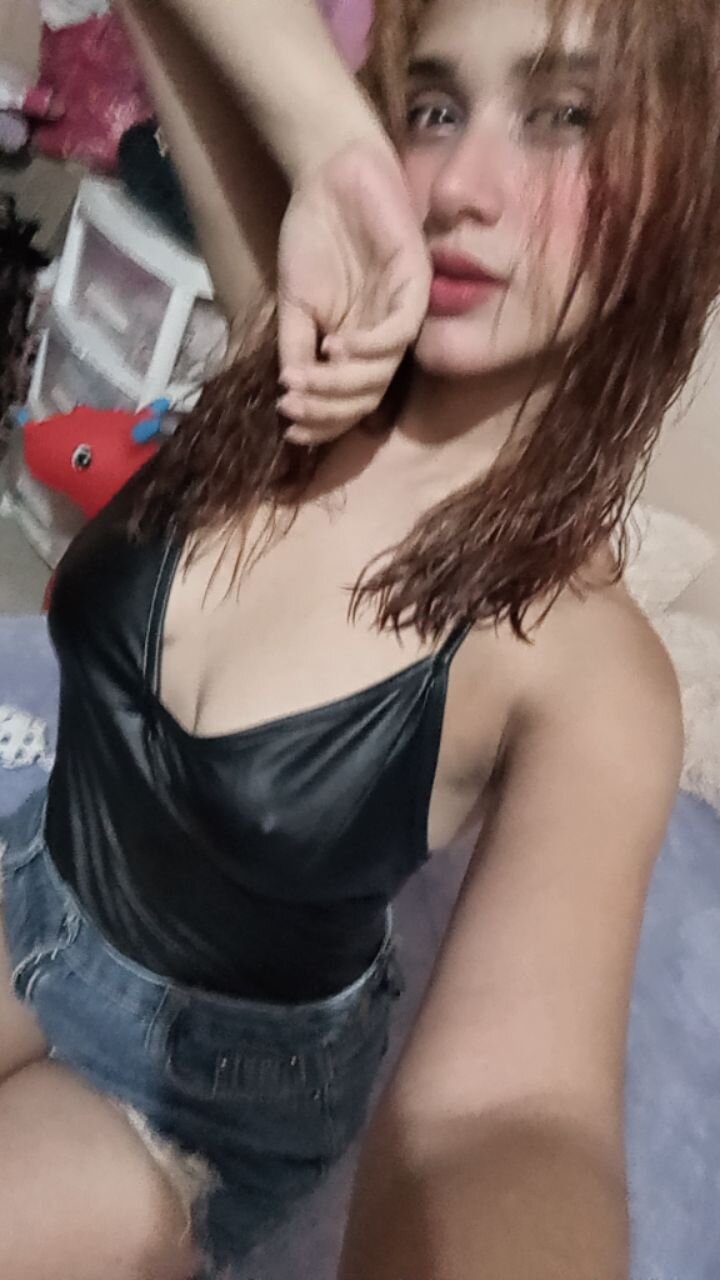 XXX Porn Photo of Nude lola_mamadas 15