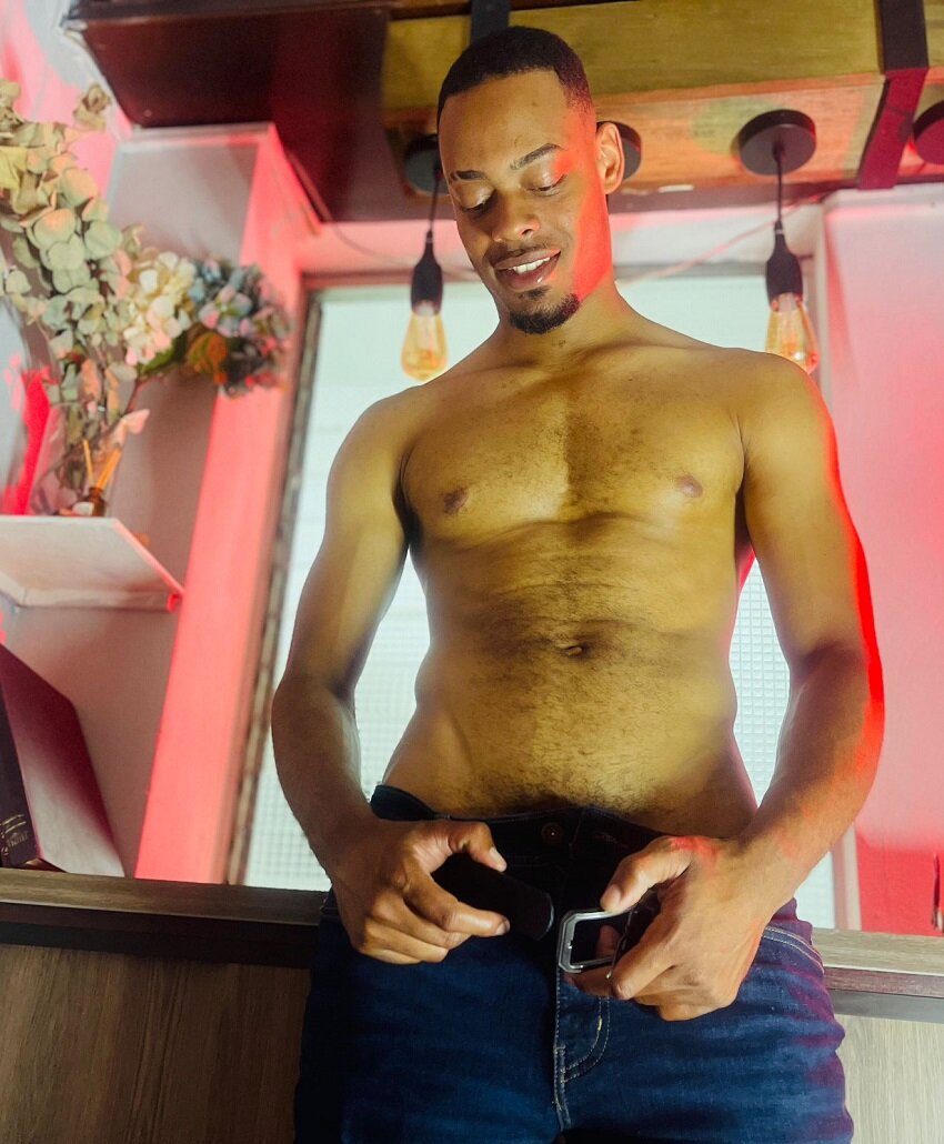 XXX Porn Photo of Nude Neytanmalcon 14