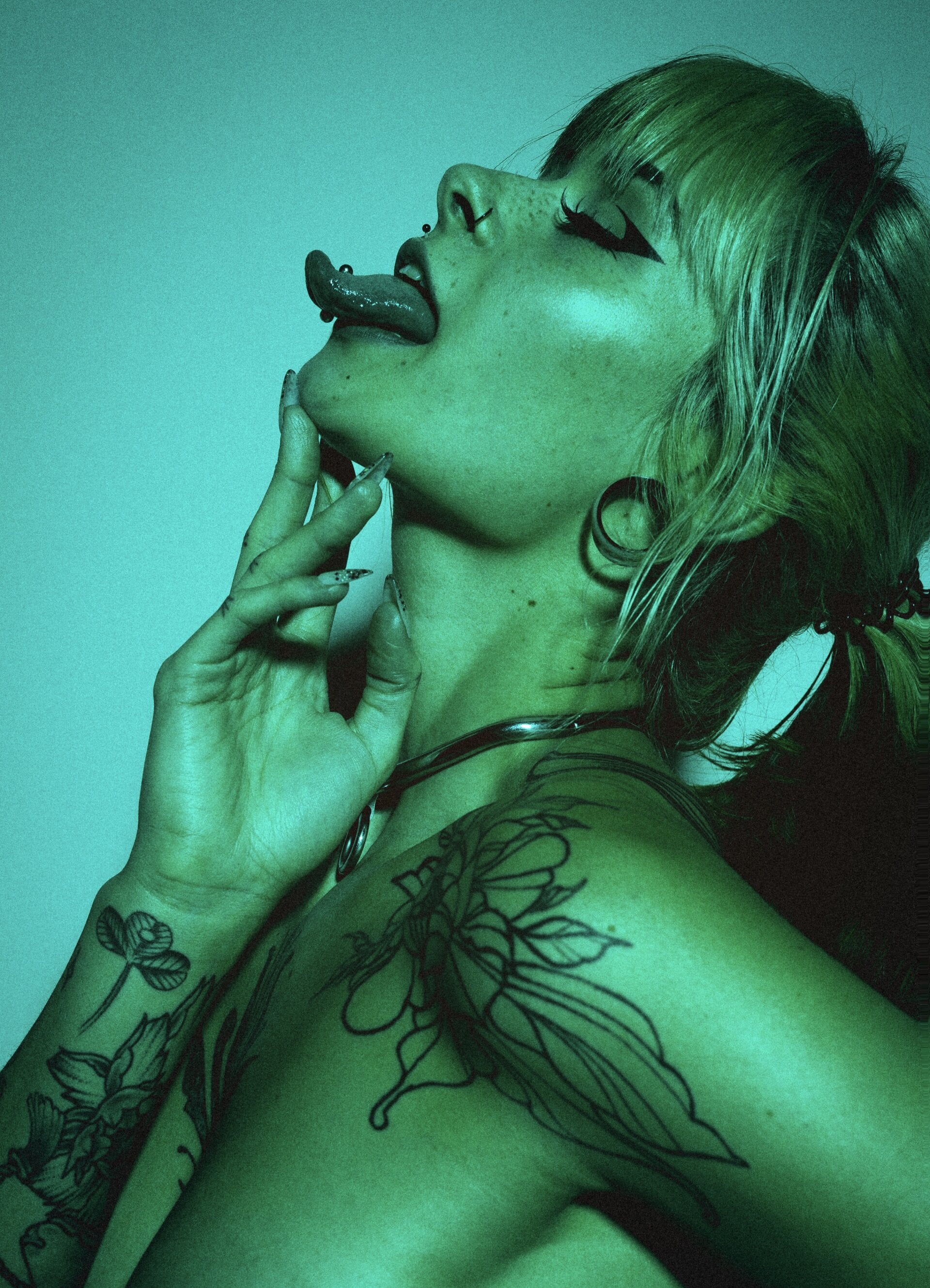 XXX Porn Photo of Nude SallyDinosaur 6
