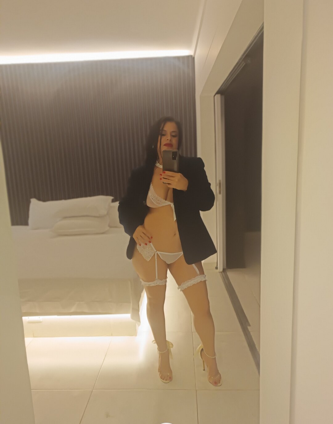 XXX Porn Photo of Nude MonserratLane 16