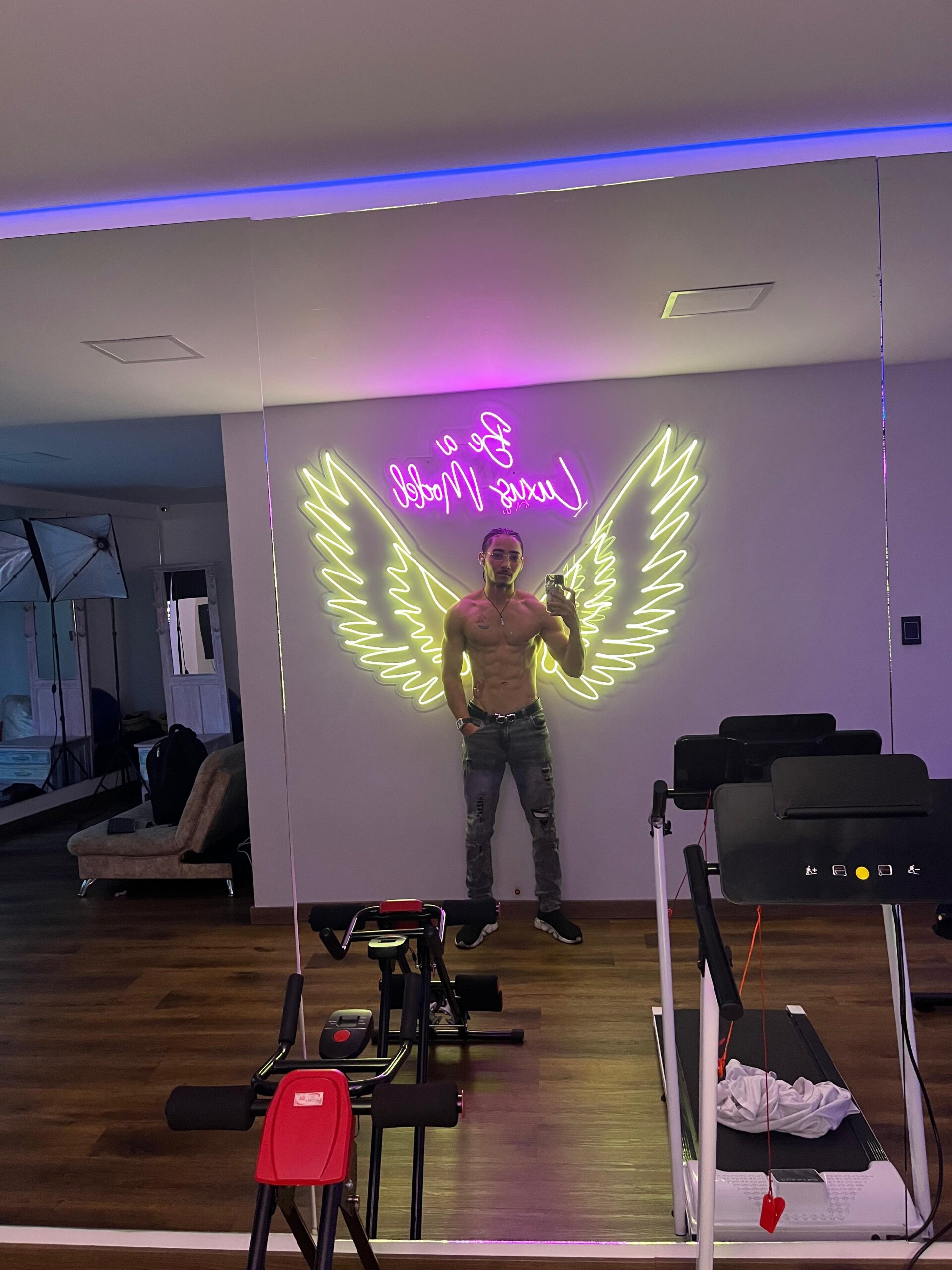 XXX Porn Photo of Nude Maximo_Zahir 36