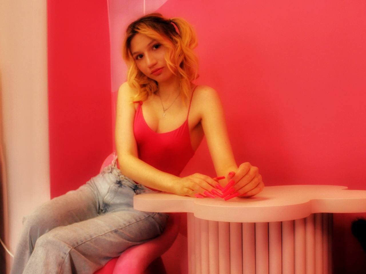 XXX Porn Photo of Nude saoleyasao 19