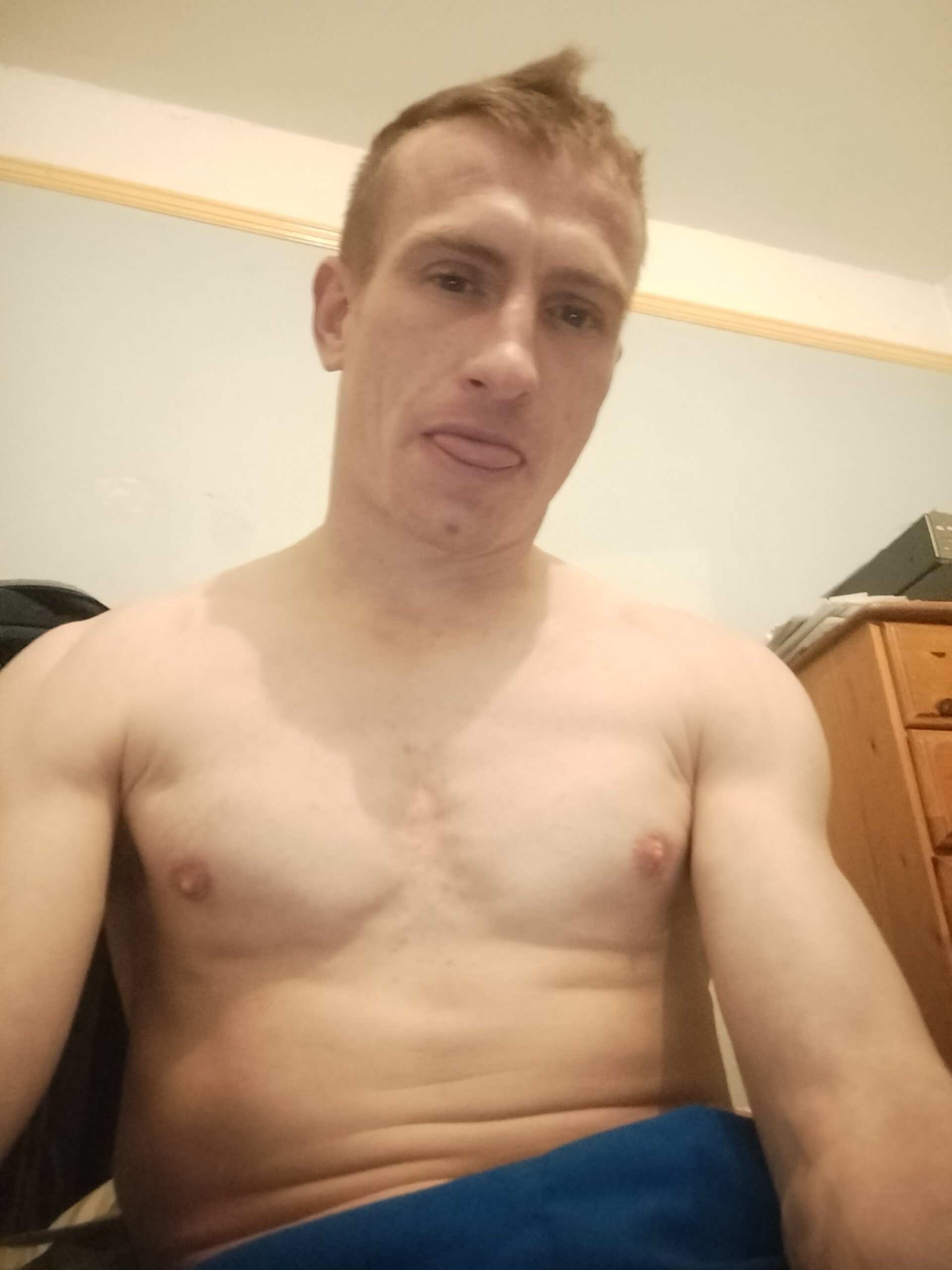 XXX Porn Photo of Nude BigKyle2025 6