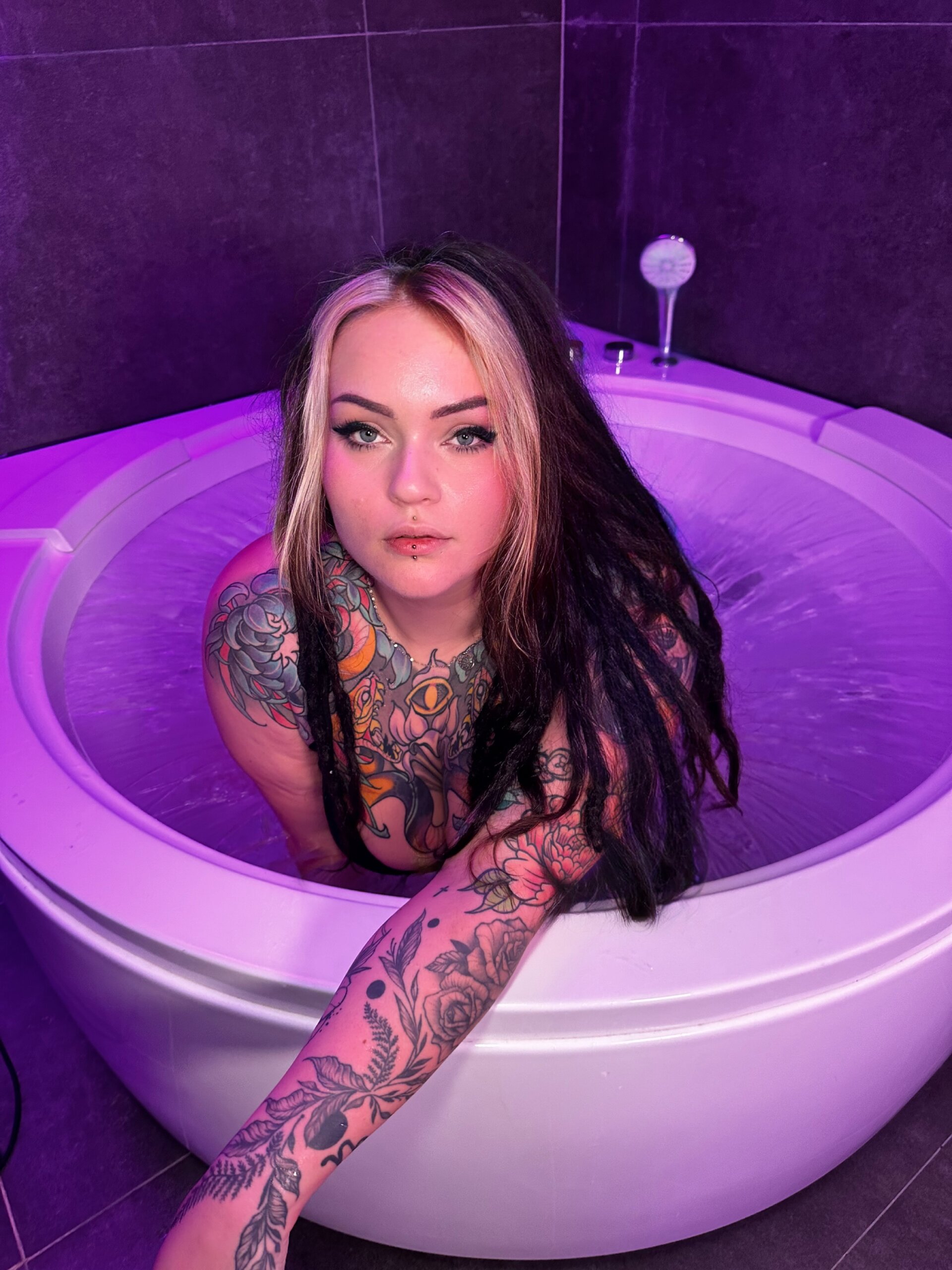 XXX Porn Photo of Nude maryathame 2