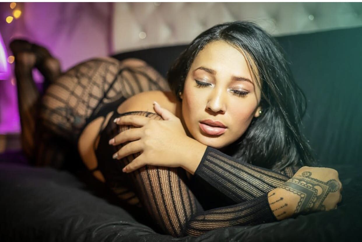 XXX Porn Photo of Nude CataleyaRoselle 13