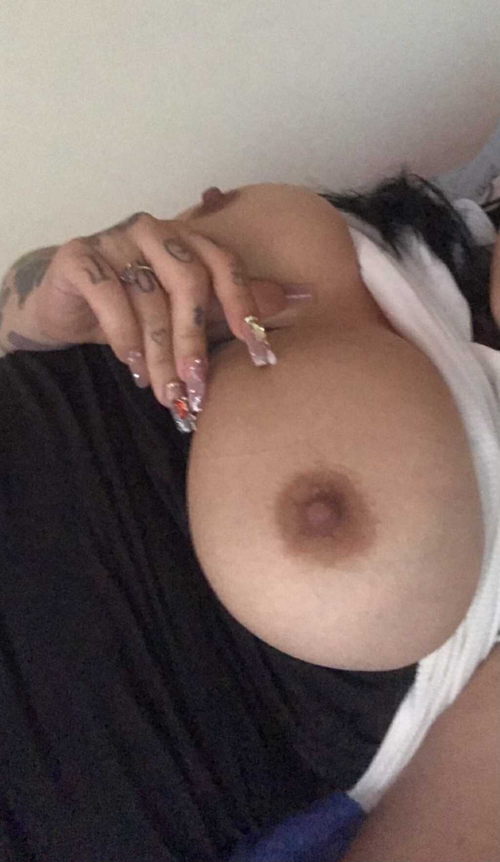 XXX Porn Photo of Nude Luna_bigtitss777 10