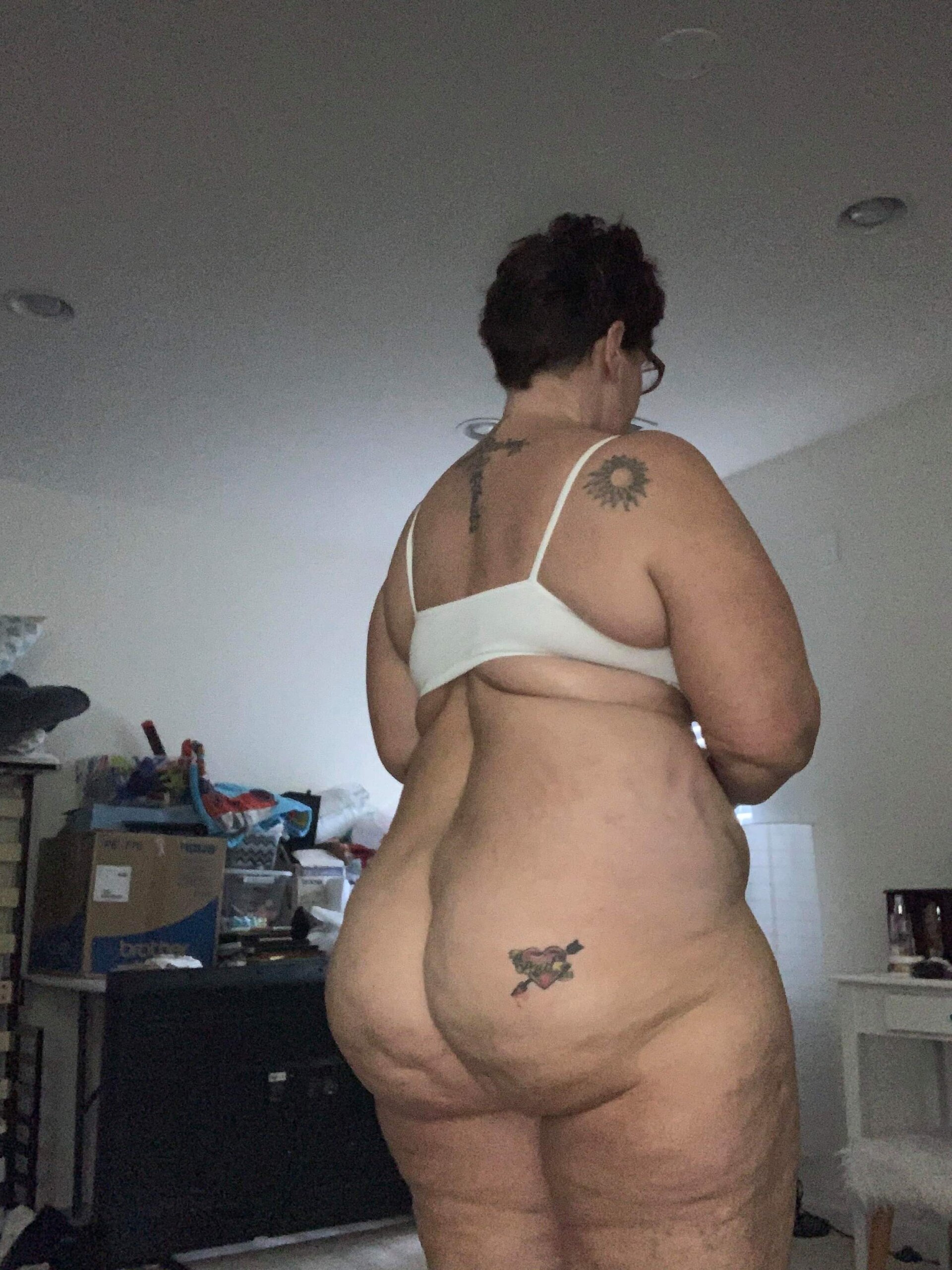XXX Porn Photo of Nude plusizebigbooty 17