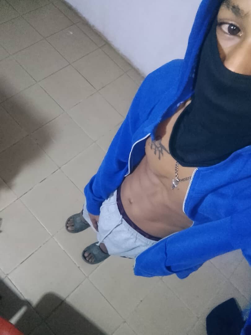 XXX Porn Photo of Nude dan30_cm 3